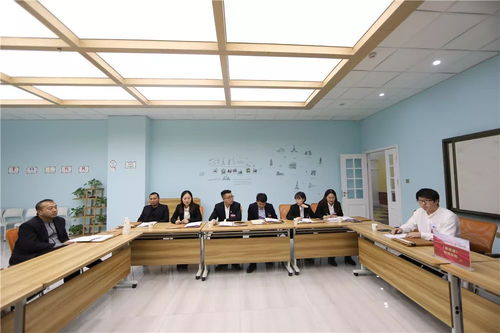 2019，再出發(fā) 包頭市科技少年宮向打造全國(guó)一流少年兒童服務(wù)產(chǎn)業(yè)鏈的更高目標(biāo)奮進(jìn)，融合紡織科學(xué)技術(shù)研究服務(wù)